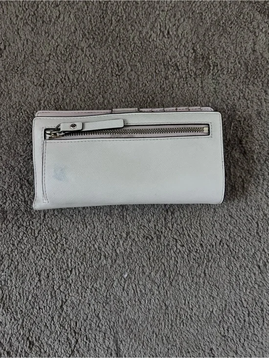 kate spade Light Gray Leather Zip Wallet
