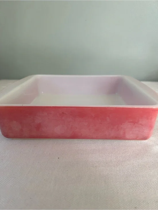 PYREX 8 x 8 inch Pink Glass Square Baking Dish