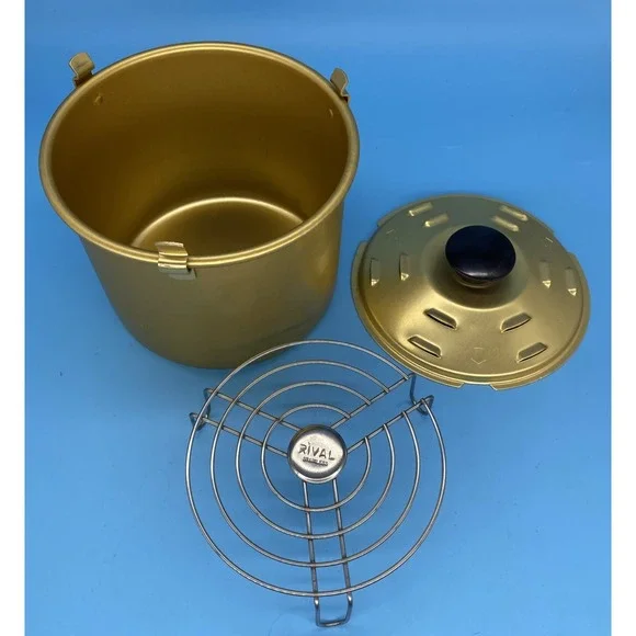 VINTAGE - RIVAL BREAD 'N CAKE BAKE PAN -  WITH TRIVET - FOR USE IN CROCK POT