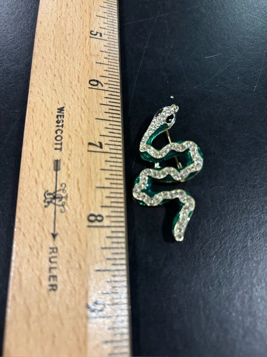 RHINESTONE ENAMEL SNAKE PIN BROOCH UNBRANDED NWOT