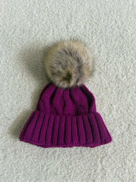 Lands' End Kids Cable Knit Pom Hat in Plum Purple Faux-Fur Pom M/L