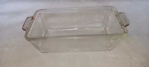 Vintage PYREX bread, meatloaf pan, #212, 9 x 5. clear glass