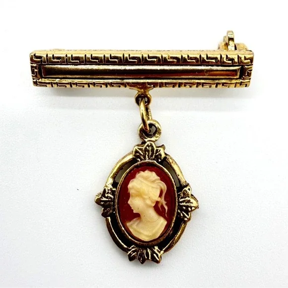 Vintage Gold Tone Cameo Dangle Bar‎ Brooch Pin Victorian Lady Portrait Pendant