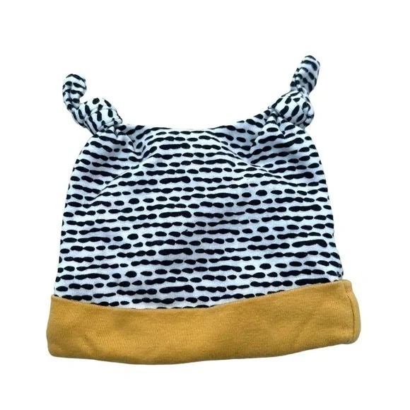 Gerber Baby Hat Newborn White Black Geometric Dots Yellow Trim Stretch Cotton