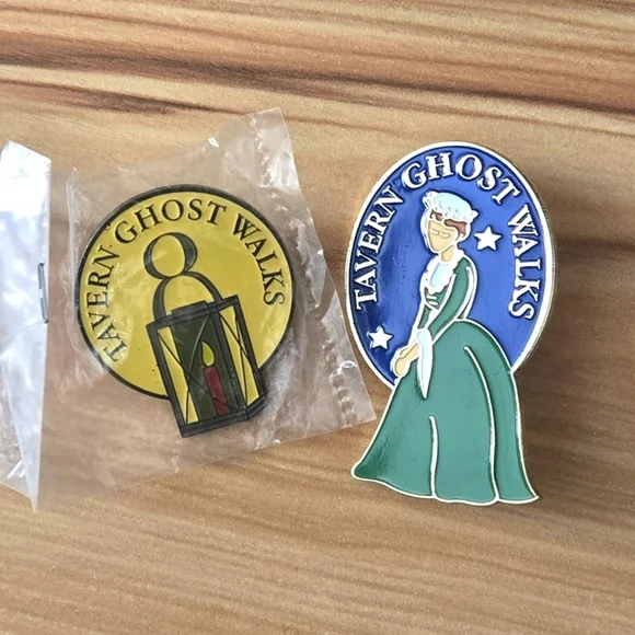 Collectible Williamsburg Ghost Walk Pins New in Package Souvenir Rare Vintage