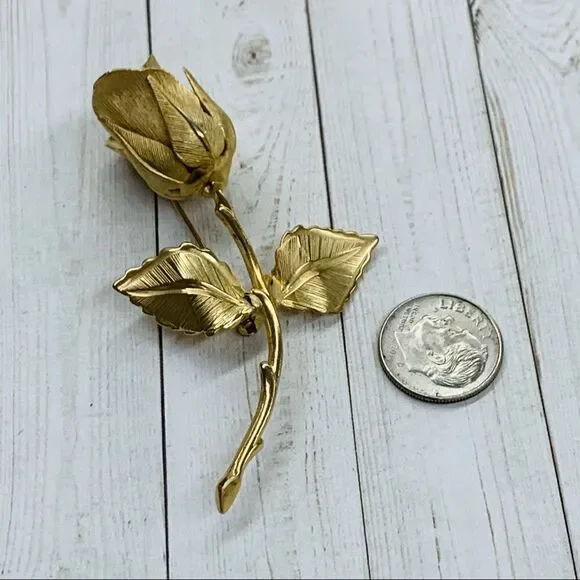 VTG Giovanni Gold Rose Brooch‎