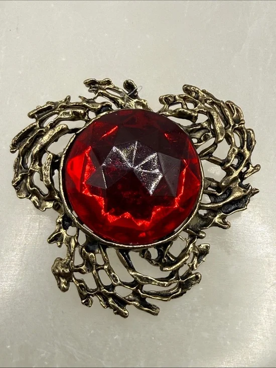 Faceted Antique-Style Red Stone Brooch in Aged Gold Tone metal brutalist dome