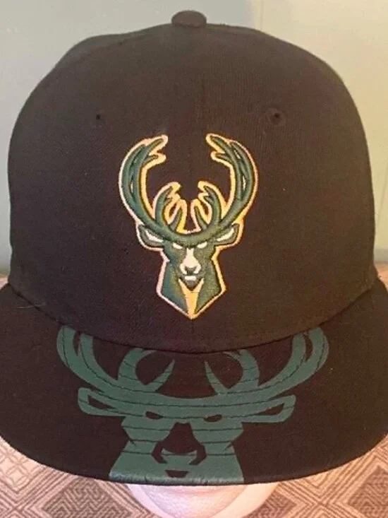 Milwaukee Bucks New Era Youth 9FIFTY Snapback Black NBA Deer Logo Hat Cap