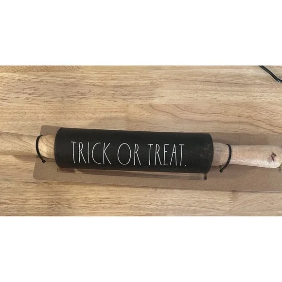Rae‎ Dunn Halloween Trick or Treat Rolling Pin 15