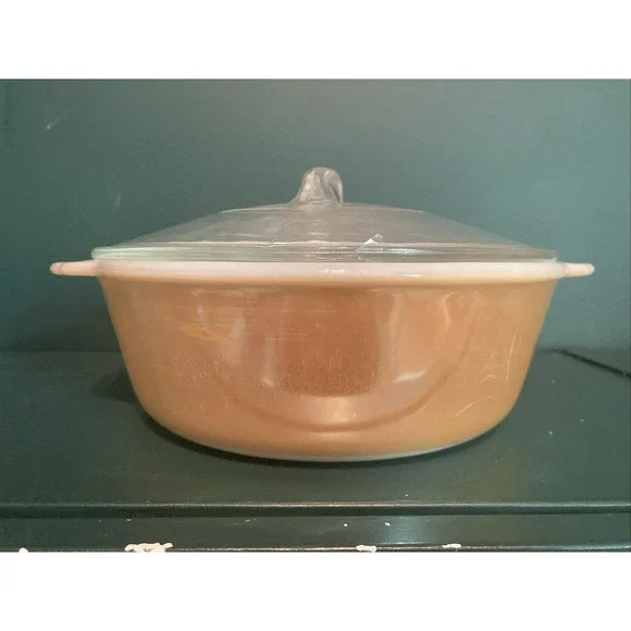 Vintage Anchor Hocking Fire King Peach Luster 2‎ Quart Casserole Dish & Lid