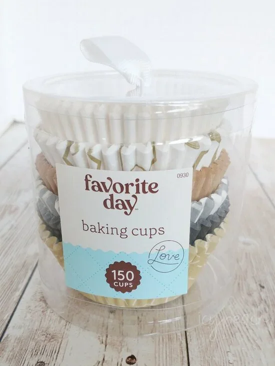 Favorite Day Baking Cups 150 Count Cupcake Wrappers Muffin Liners Party Snacks