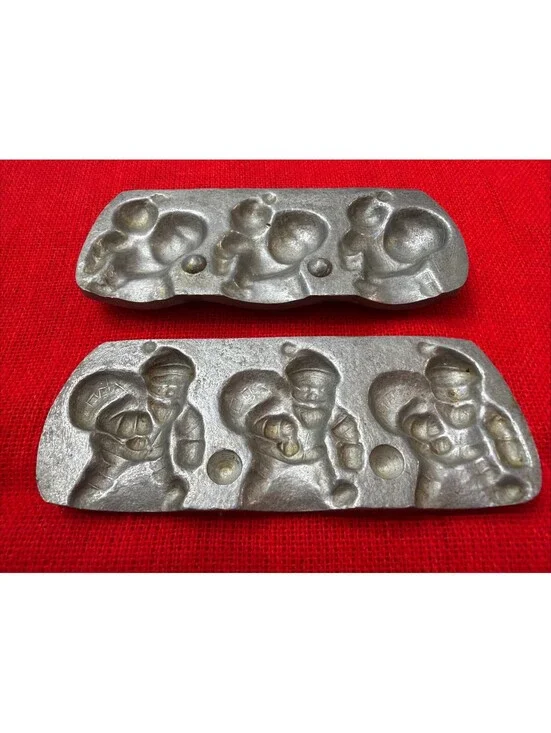 Antique Pewter Candy Mold 3 Santa Claus Figures Christmas Chocolate Candy 3D