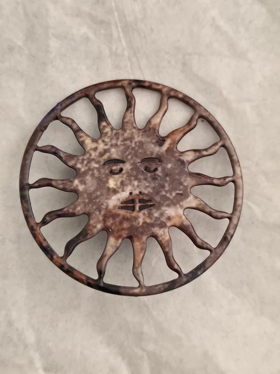 Vintage Sunburst Metal Brooch Pin in Brown Patina