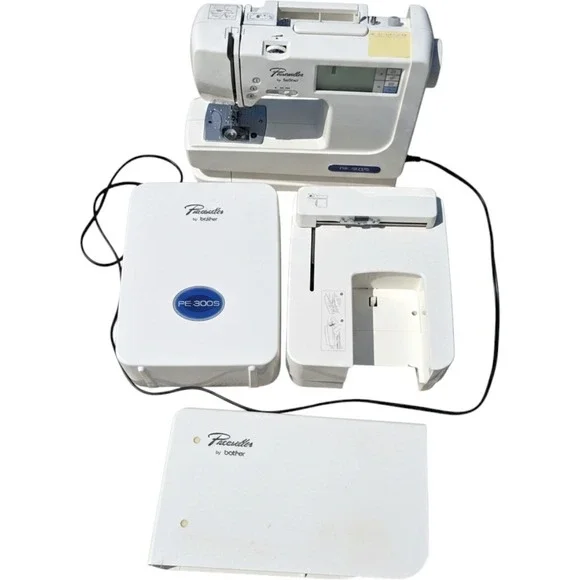 Brother Pacesetter PE-300S Computerized Sewing Embroidery Machine Japan Case