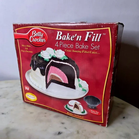 Betty Crocker Bake n Fill 4 Piece Bake Set Cake Pan Dome Insert Cake Filling