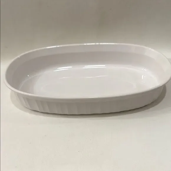 Corningware White Oval Ribbed Bakeware Dish 10 In X 1 3/4 In One Liter F-7-B