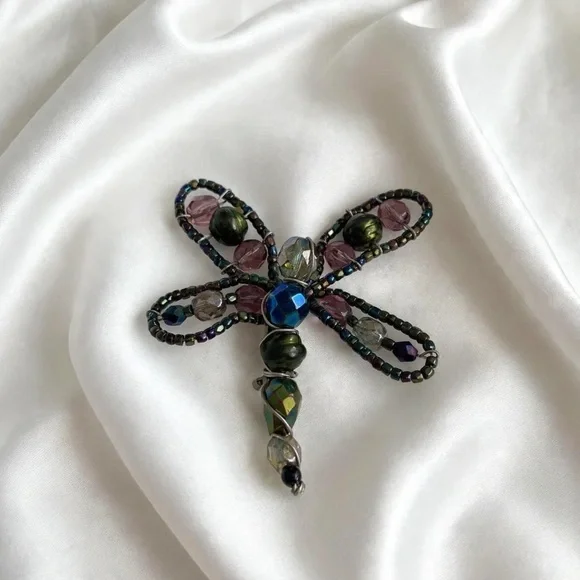 Beaded Dragonfly Brooch - Iridescent Blue & Purple
