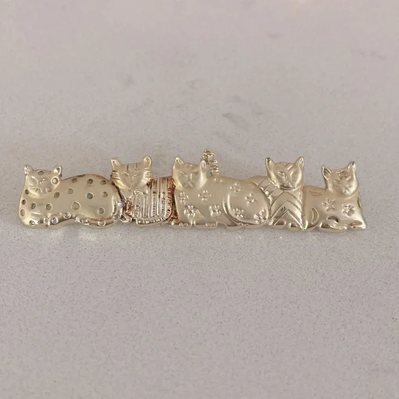 Gold Cat Brooch Five Artsy Sitting Cats Pin