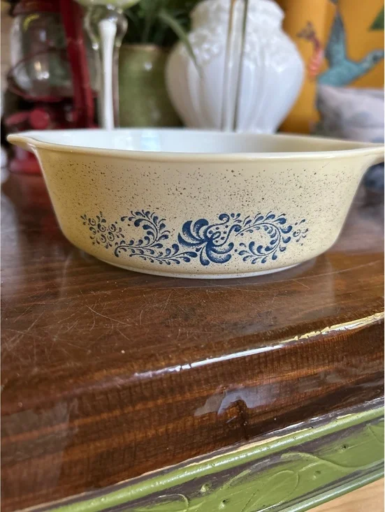 Vintage Pyrex 471-B 500ml Blue Floral Casserole Dish