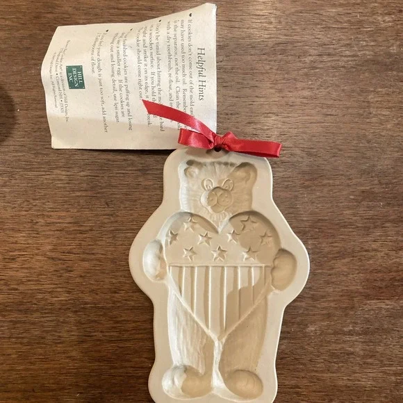 1995 Brown Bag Cookie Art - Patriotic Bear  Mold‎ - Hill Design Inc. Cookie