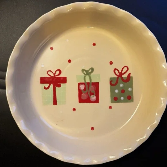 Vintage Nantucket Christmas Pie Baking Dish Presents Bows‎