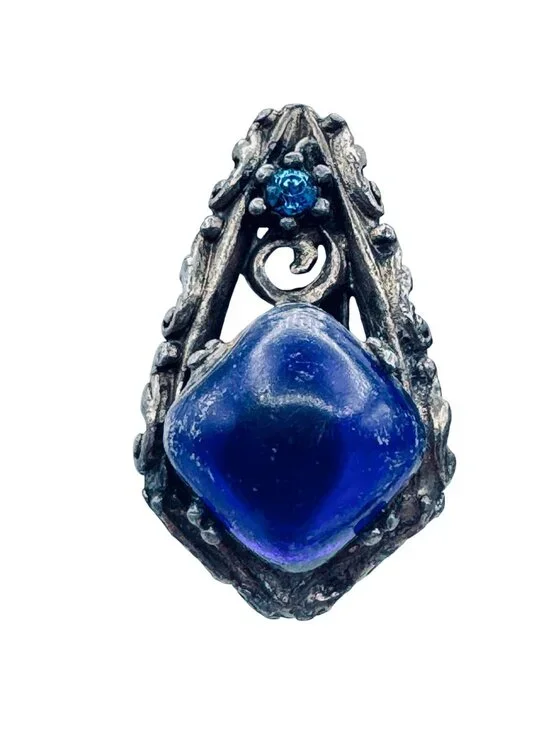 Vintage Gothic Revival Gripoix Earrings Clip Cobalt Blue Pot Metal Whimsygoth 1