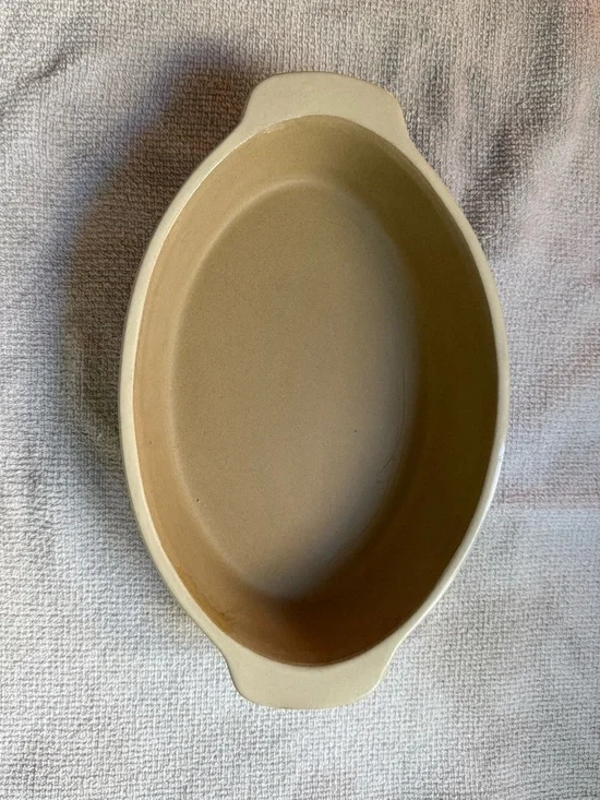 Pampered Chef Oval Ceramic Casserole in Cream and Brown Tan Interior