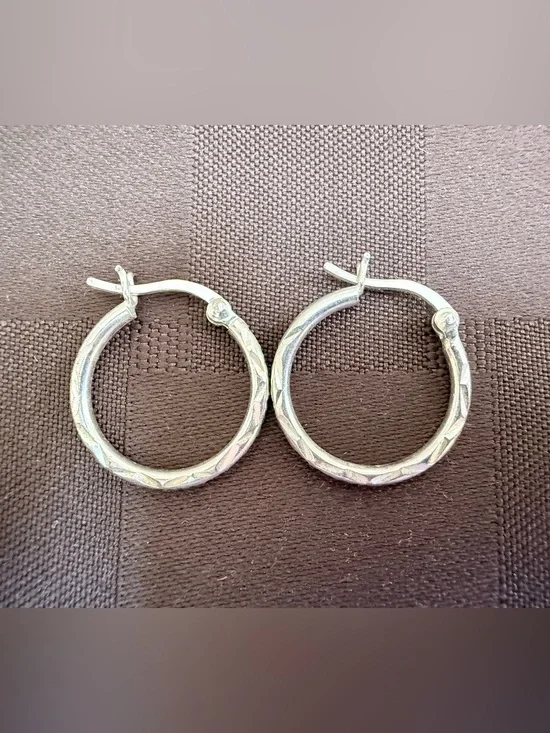 Vintage IBB Tunisia 925 Sterling Silver Diamond-Cut Hoop Earrings (3/4