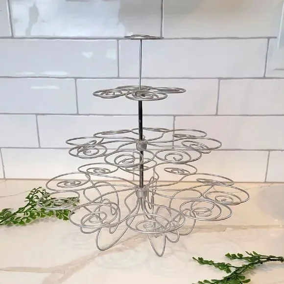 Wilton Silver Metal Cupcake Stand