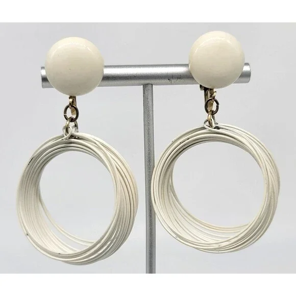 White Lucite Hoop Dangle Clip-On Earrings Mod Statement Retro Unmarked Vintage