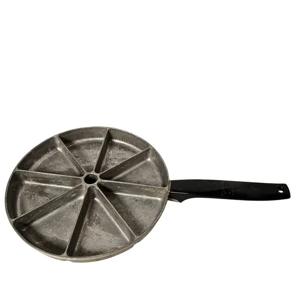 Vintage Northland Aluminum Jon'E Bake Pan 8 Wedge Cornbread Scone  Nordic Ware