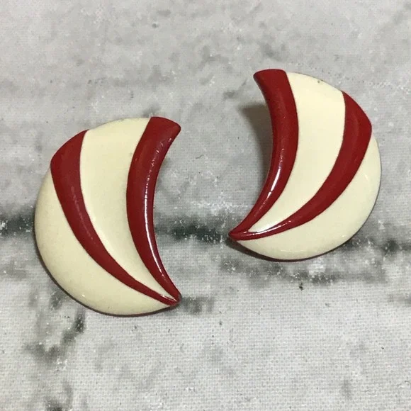 Earrings Moon Shaped Vintage 60's 70's Retro Red White Stripes Flare Fan‎
