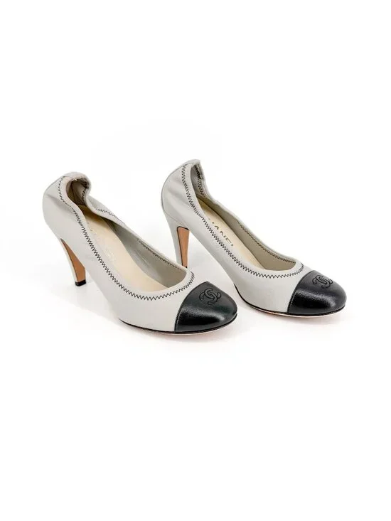 Chanel Green Gray Cap Toe CC Leather Pumps Heels Size 36.5 US 5.5-6 Stretch