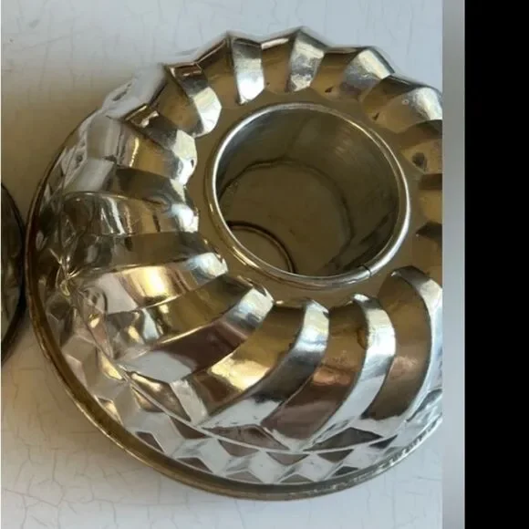 Kaiser made in Germany cake jello pan vintage large