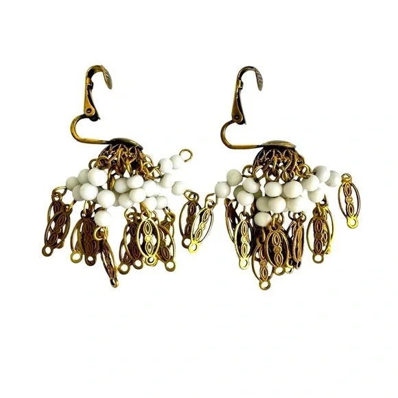 Vintage Beaded Waterfall Earrings Gold Tone Bead Cluster Chandelier Clip On 60s‎