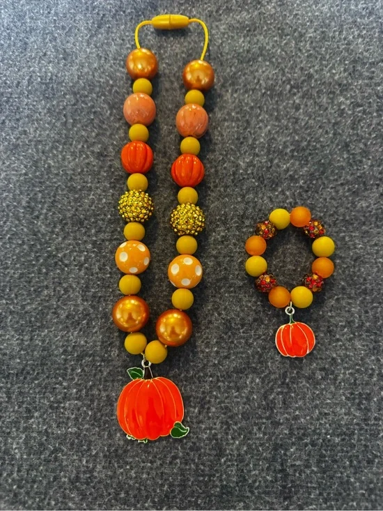 Kids Orange Pumpkin Bead Necklace & Bracelet Set