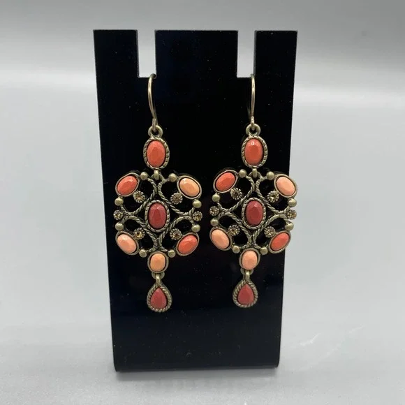 Monet Antique Gold Tone Coral Peach Cabochon Chandelier‎ Drop Earrings Vintage
