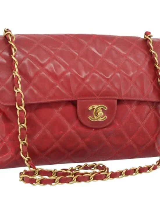CHANEL Matelasse Chain Shoulder Bag Patent leather Red Gold CC Auth 187496
