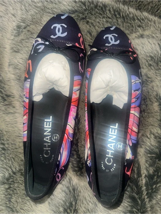 Chanel Black Multicolor Logo Ballet Flats
