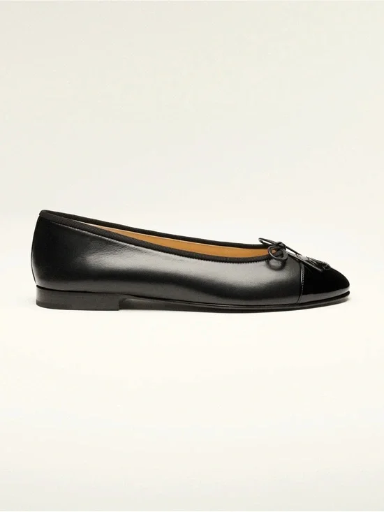 Like New Chanel Black Patent Ballet Flats