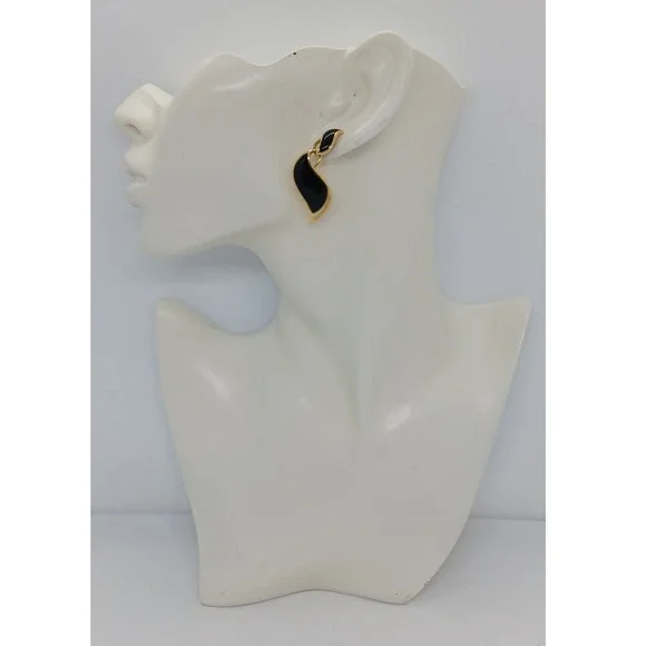 Napier Womens Black Enamel Tear Drop Gold Tone Post Earrings Vintage Style #22