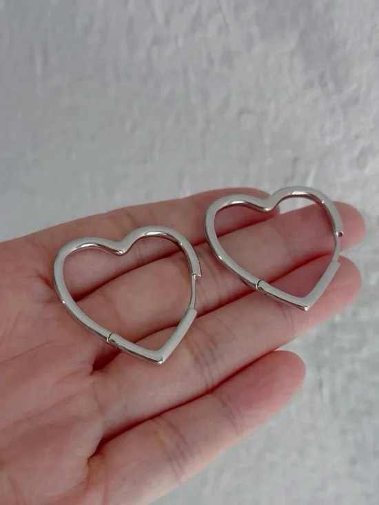 Heart Hoop Earrings - Shiny Silver Women's Jewelry