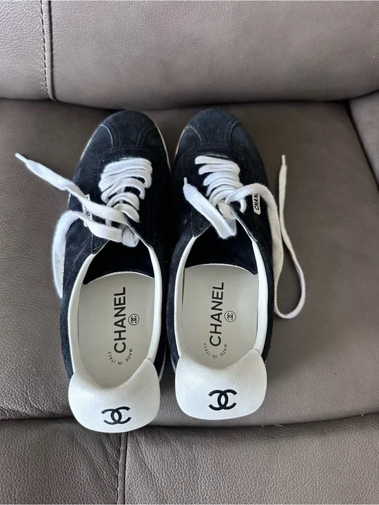 💄Chanel Interlocking CC Logo Suede Sneakers Women's Size: 11 | IT 41