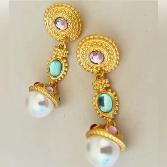 Vintage style drop earrings A289