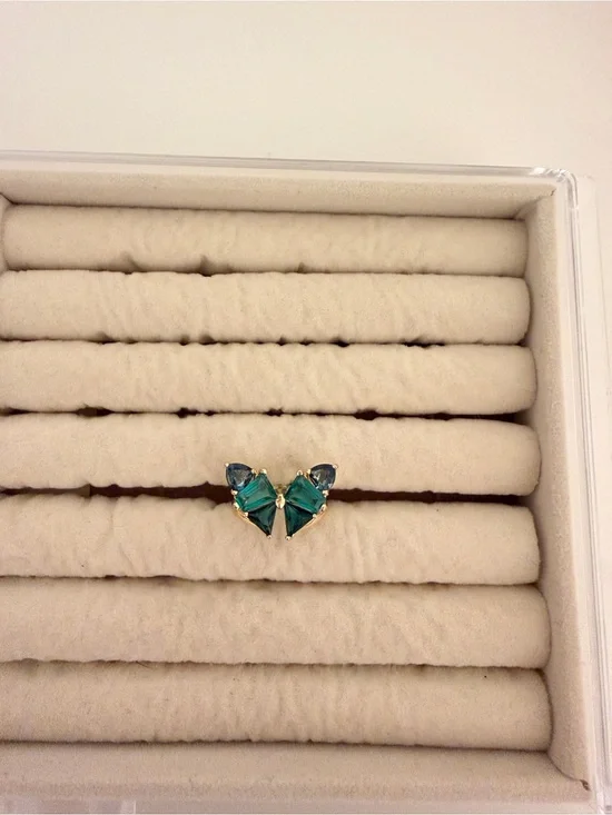 kendra scott Gold-Plated Teal and Blue Crystal Heart Stud ring - Women Jewelry