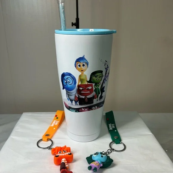 DISNEY Inside Out Character Tumbler  with 2 inside out keychains