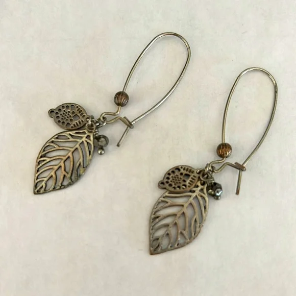 Leaf and bead dangle earrings for pierced ears