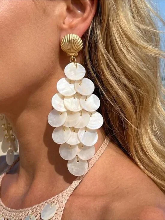 Shell drop earrings Q1206