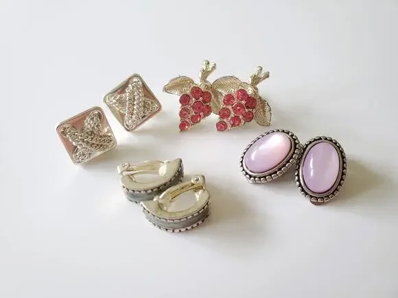 Vintage Lot of 4 Clip On Costume Jewelry Earrings