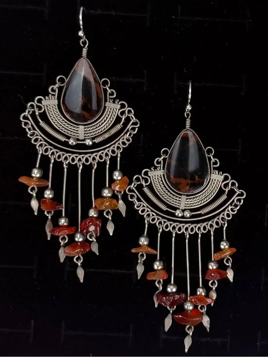 Gorgeous vintage Bohemian southwestern style gemstone fringe pierce earrings